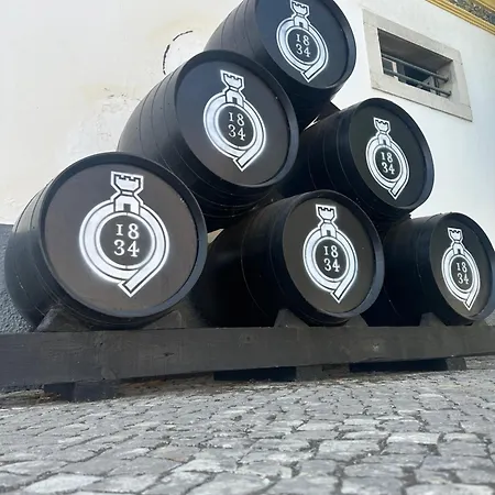 Nogueira De - Amaral's * Azeitão