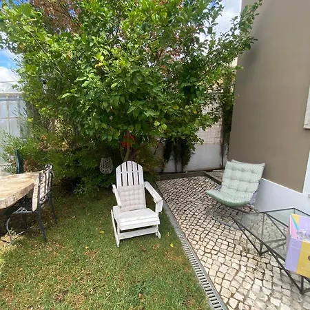 Nogueira De - Amaral's Villa Azeitão